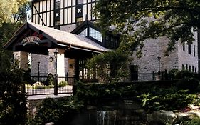 Old Mill Toronto Hotel